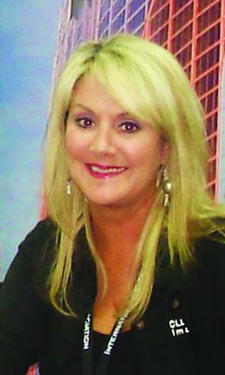 Deb Liles Headshot26010279309