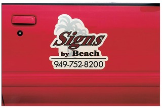 Magneticcardoorsign10746132
