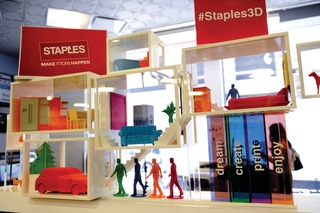 3d Display Staples2Figures11443486