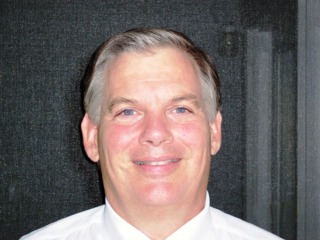 Mike White Headshot rev 54d3aaa5de956