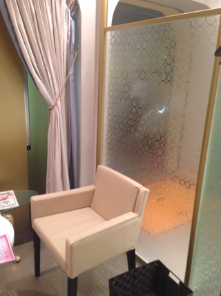 GLASSTEXX Beauty House 20140403 052015307 iOS 558c309436514