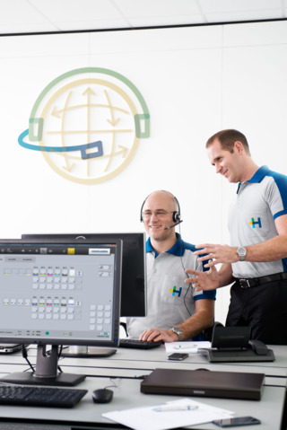 WorldPressOnline heidelberg has access to a network of over 10000 presses connected with its central service center 580e211fb7d3e