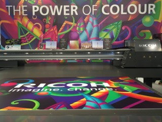 WorldPressOnline ricoh helped print providers find new ways to expand their services flexibly and profitably by opening new worlds with the power of colour at fespa 5b0e9b6ee7a65